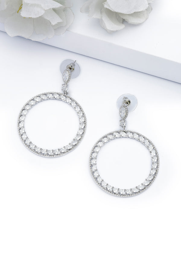 Boucles d'oreilles en forme de cerceau éblouissantes