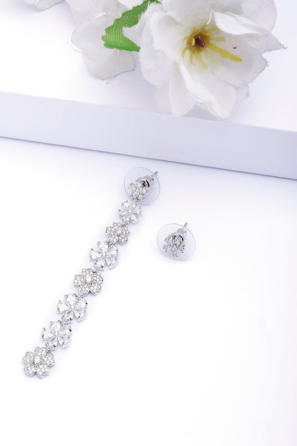 Boucles d'oreilles pendantes florales longues