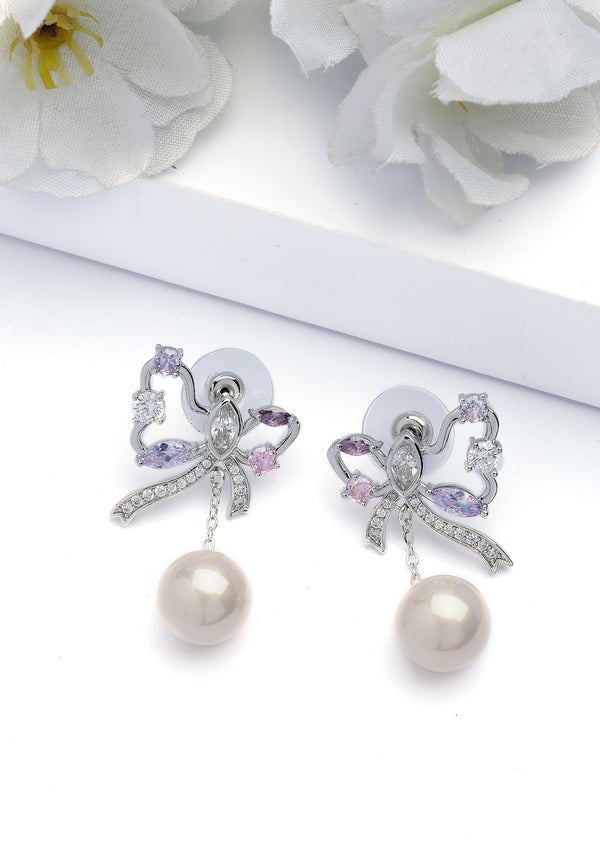 Boucles d'oreilles pendantes en forme de papillon couleur argent