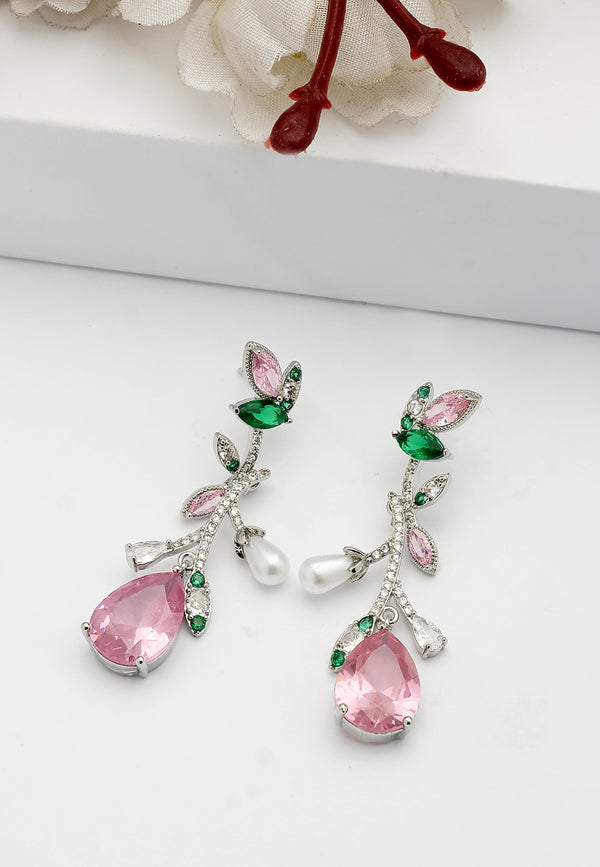 Boucles d'oreilles pendantes florales élégantes